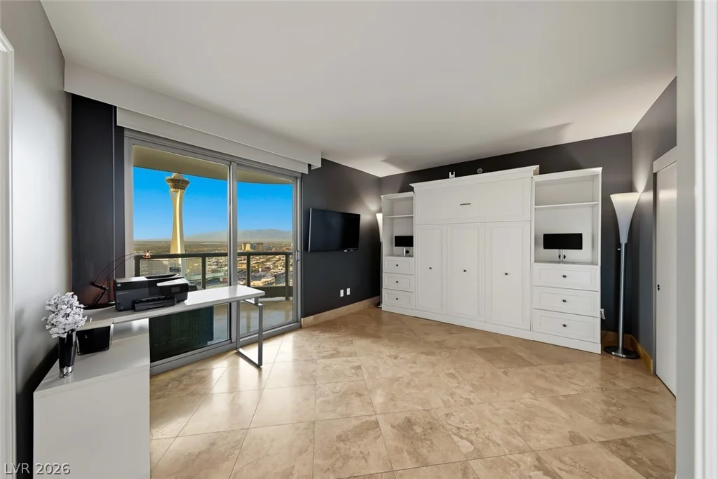 322 Karen, Las Vegas, NV 89109