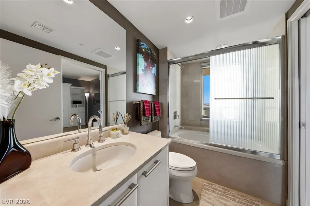 322 Karen, Las Vegas, NV 89109