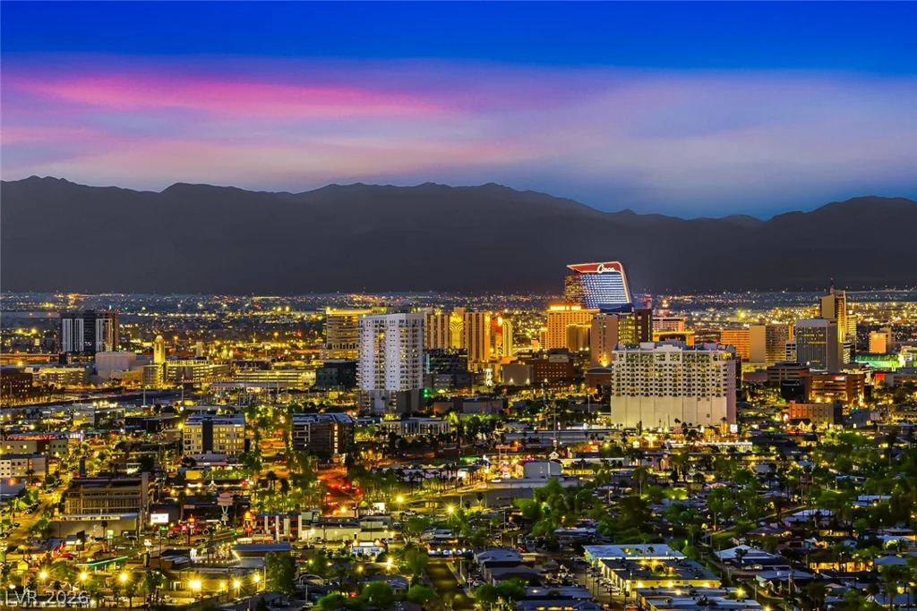 322 Karen, Las Vegas, NV 89109