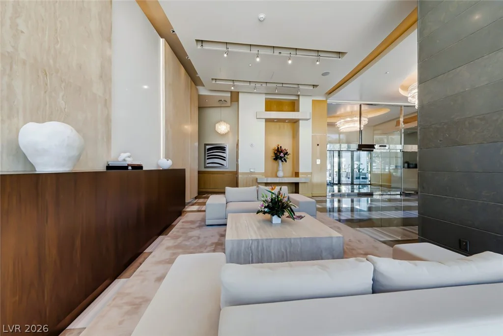 322 Karen, Las Vegas, NV 89109