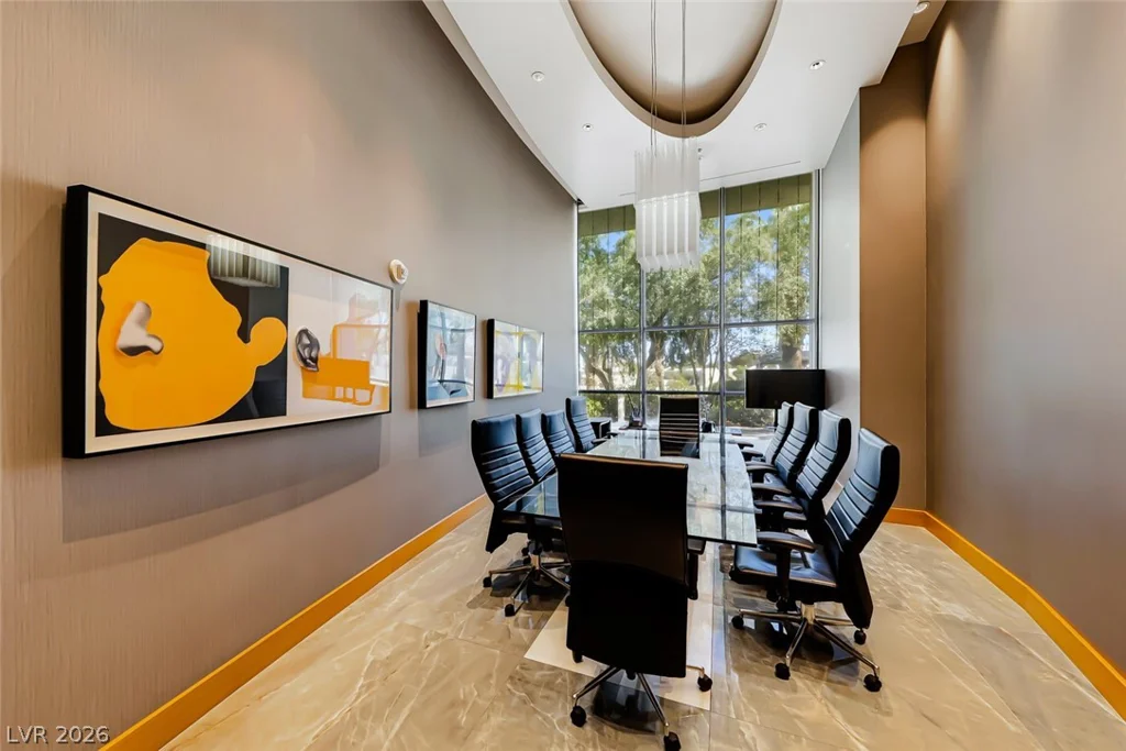 322 Karen, Las Vegas, NV 89109