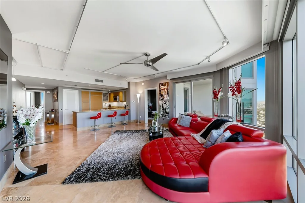 322 Karen, Las Vegas, NV 89109