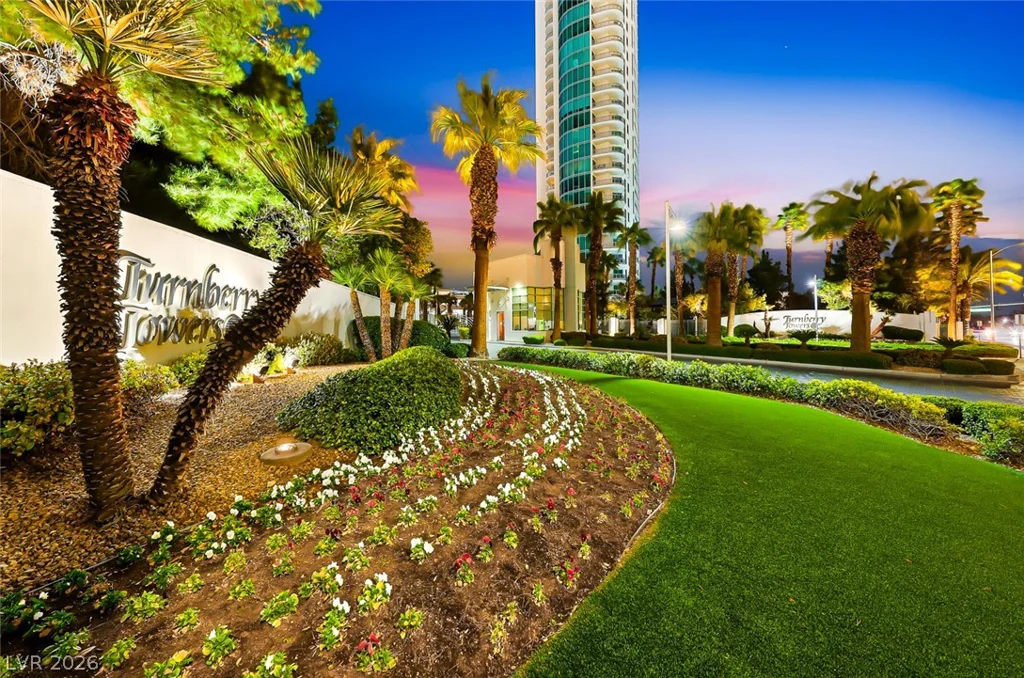 322 Karen, Las Vegas, NV 89109