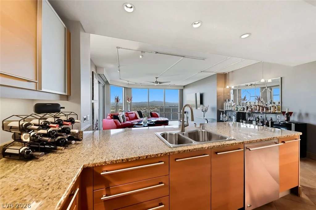 322 Karen, Las Vegas, NV 89109