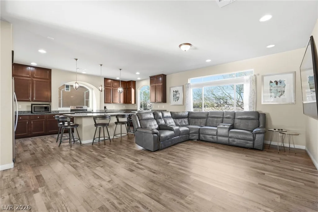 8565 Silver Coast, Las Vegas, NV 89139