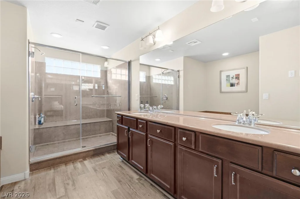 8565 Silver Coast, Las Vegas, NV 89139