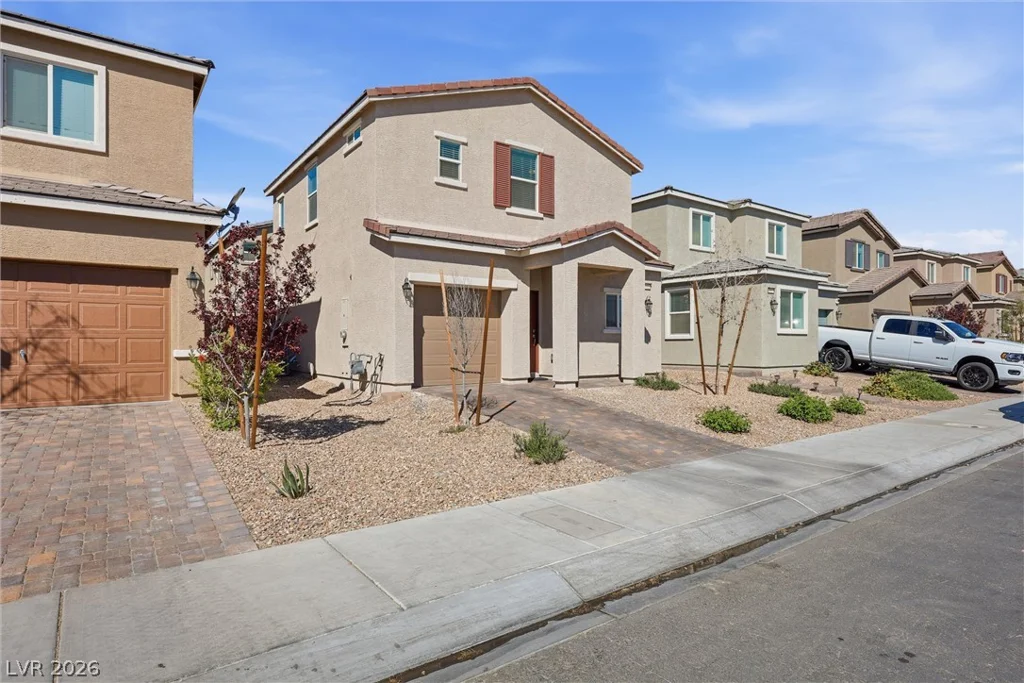 1811 Lincoln, Las Vegas, NV 89115