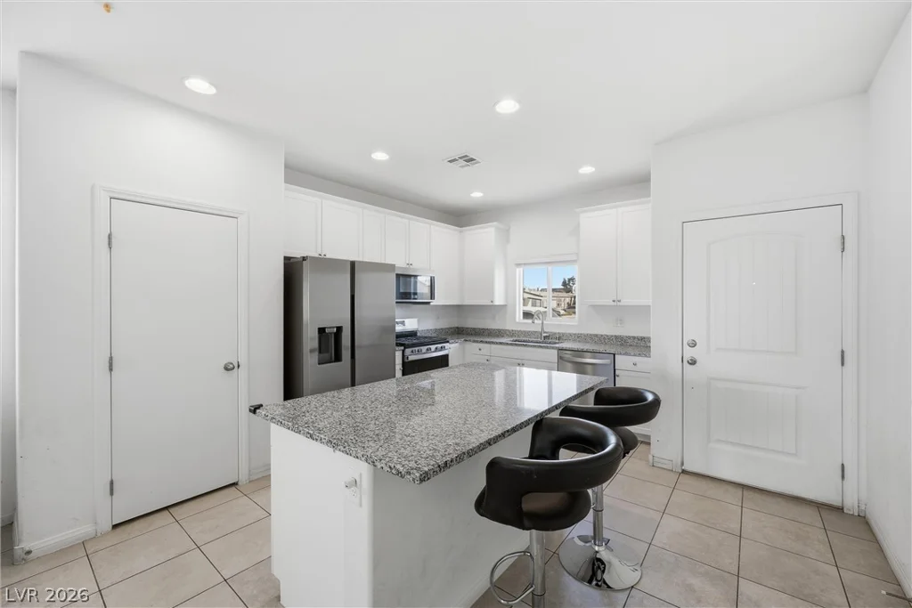 1811 Lincoln, Las Vegas, NV 89115