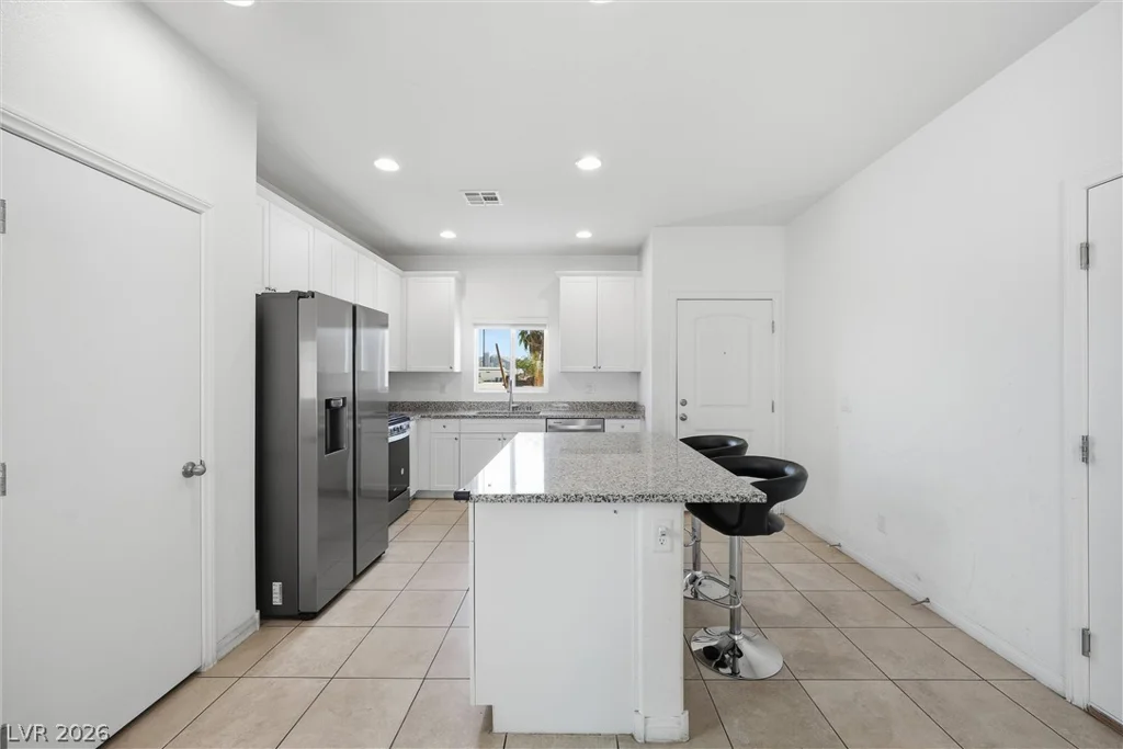 1811 Lincoln, Las Vegas, NV 89115