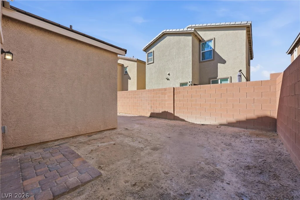 1811 Lincoln, Las Vegas, NV 89115