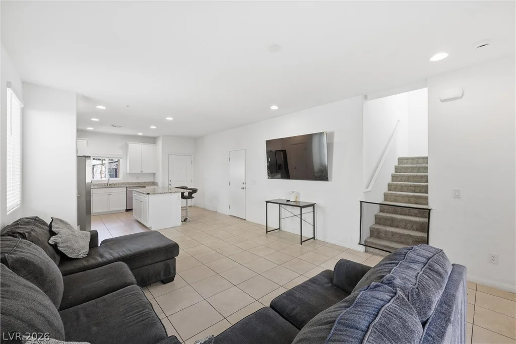 1811 Lincoln, Las Vegas, NV 89115