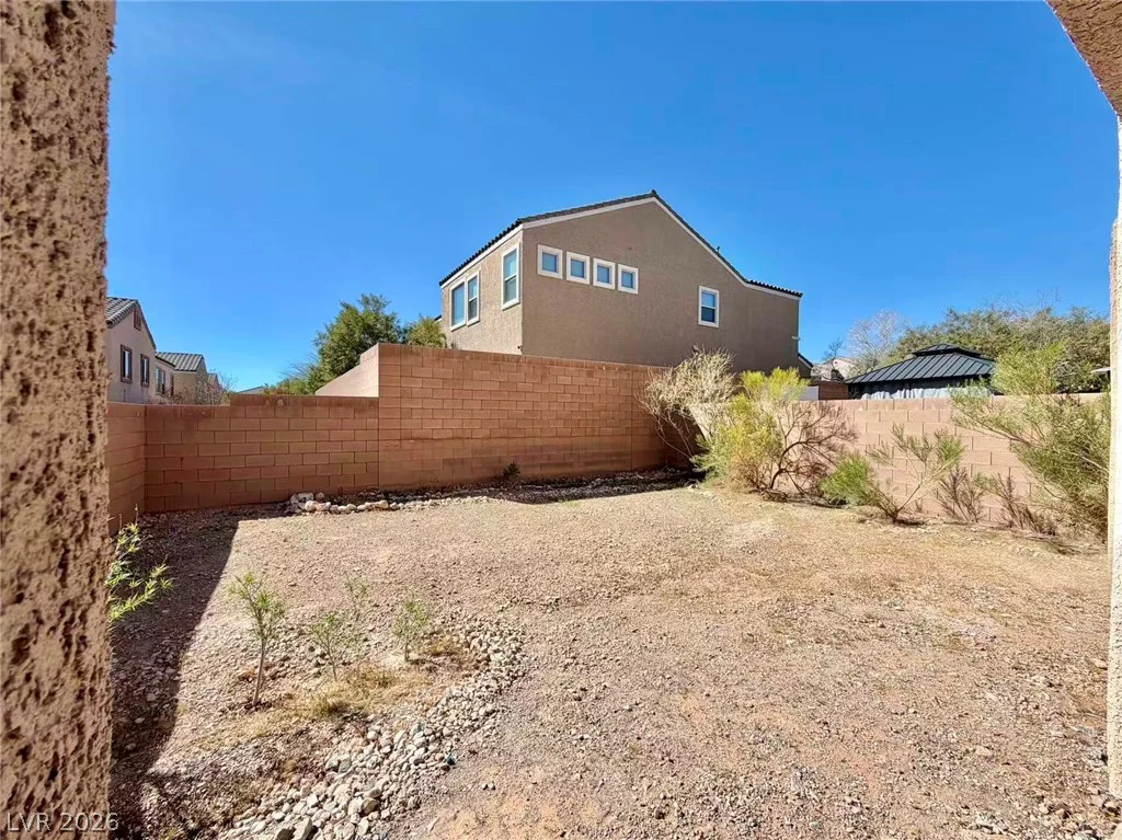 8441 Spirit Vale, Las Vegas, NV 89117