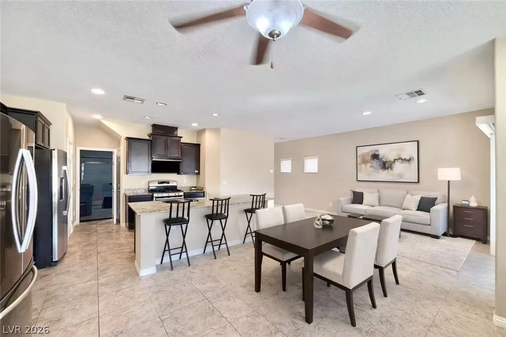 8441 Spirit Vale, Las Vegas, NV 89117