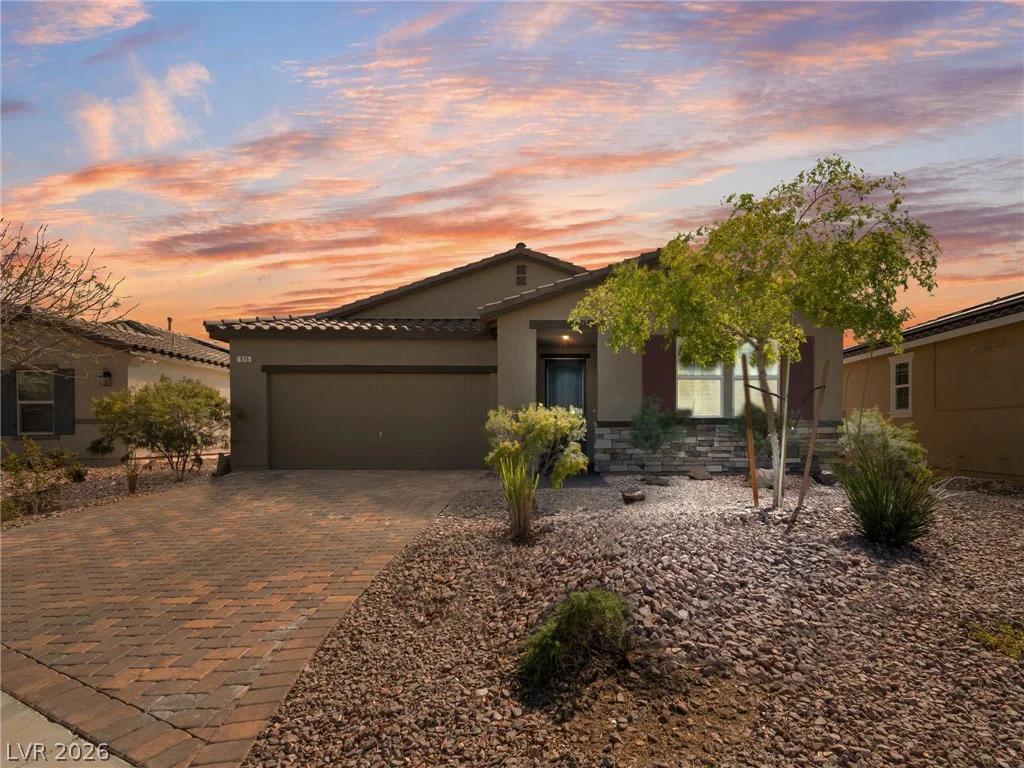 975 Twilight Glow, Henderson, NV 89015