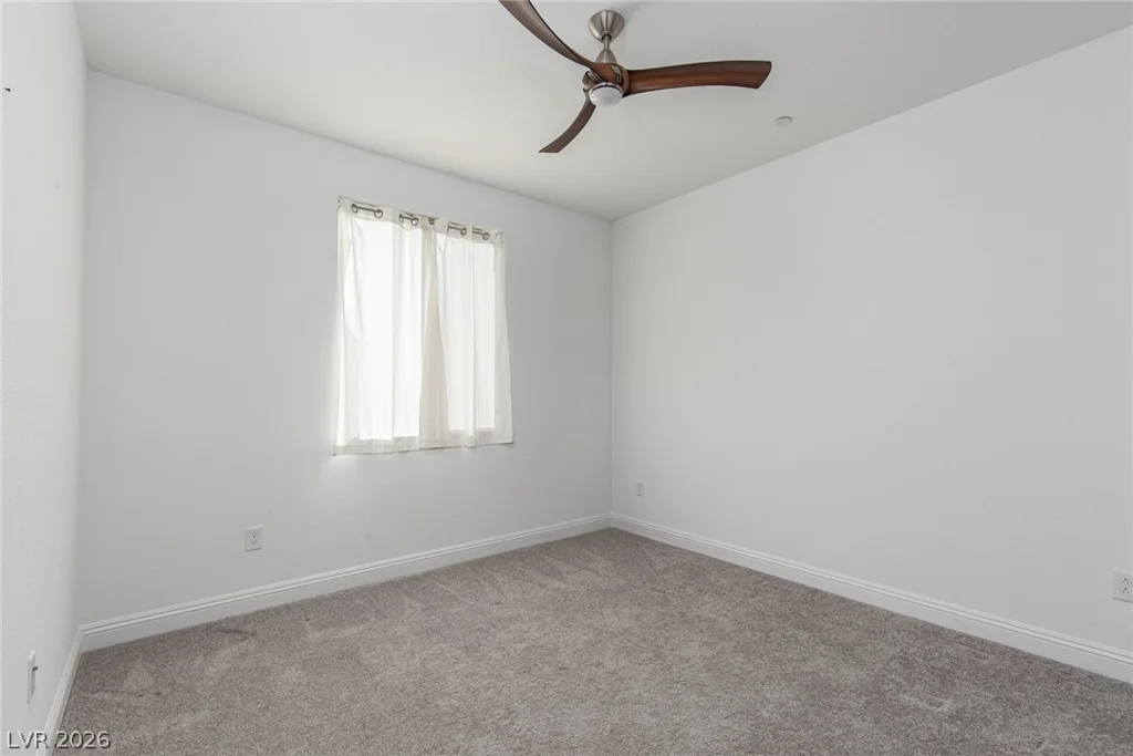 10935 Gardenova, Las Vegas, NV 89166