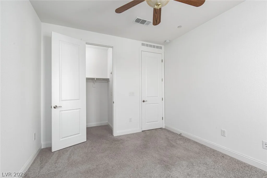 10935 Gardenova, Las Vegas, NV 89166