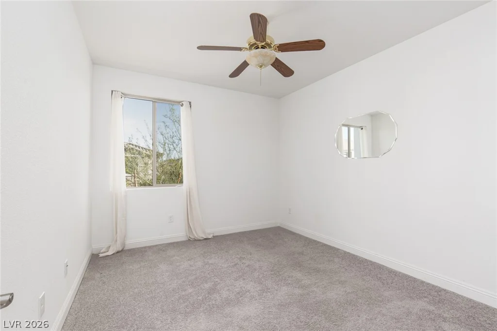 10935 Gardenova, Las Vegas, NV 89166