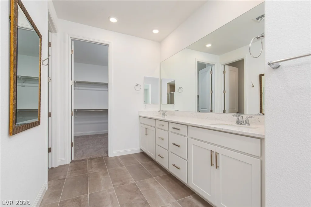 10935 Gardenova, Las Vegas, NV 89166