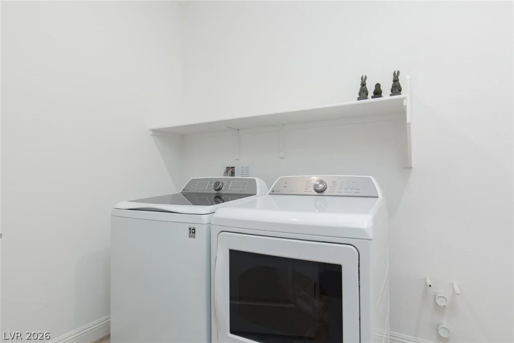 10935 Gardenova, Las Vegas, NV 89166