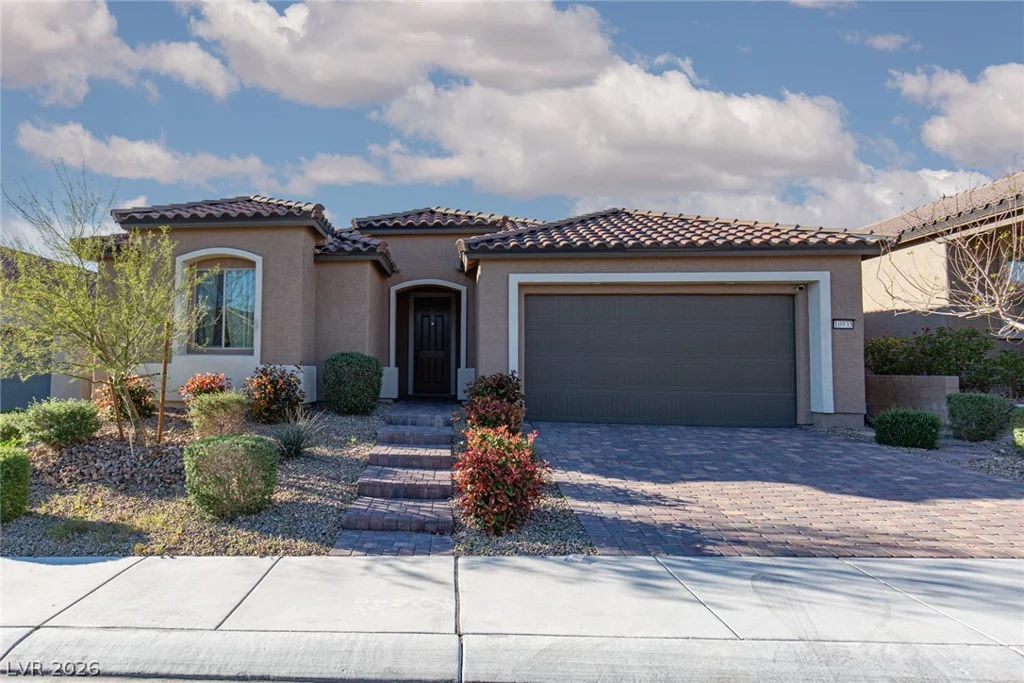 10935 Gardenova, Las Vegas, NV 89166