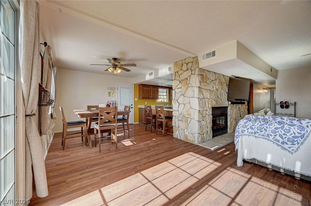 1424 Pueblo, Boulder City, NV 89005