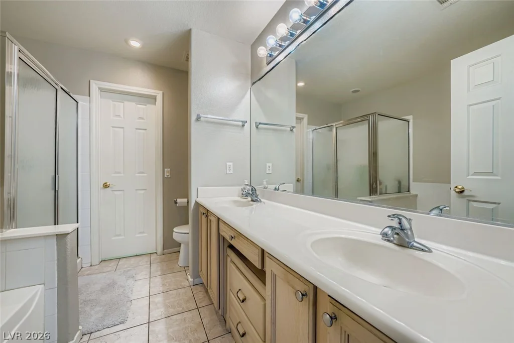 10247 Amber Hue, Las Vegas, NV 89144
