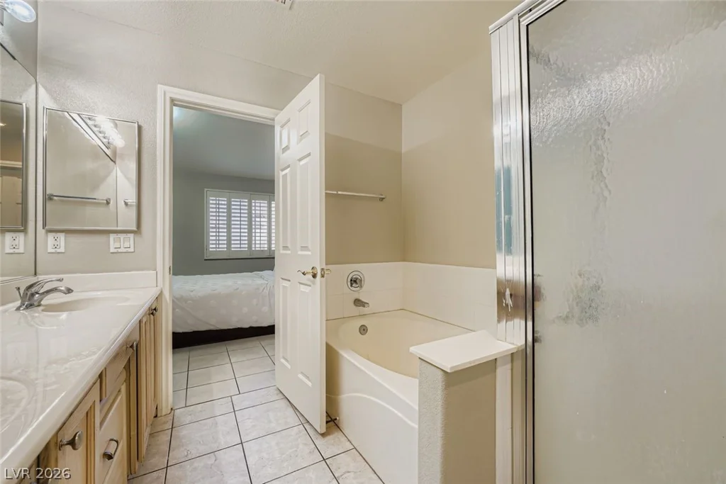 10247 Amber Hue, Las Vegas, NV 89144
