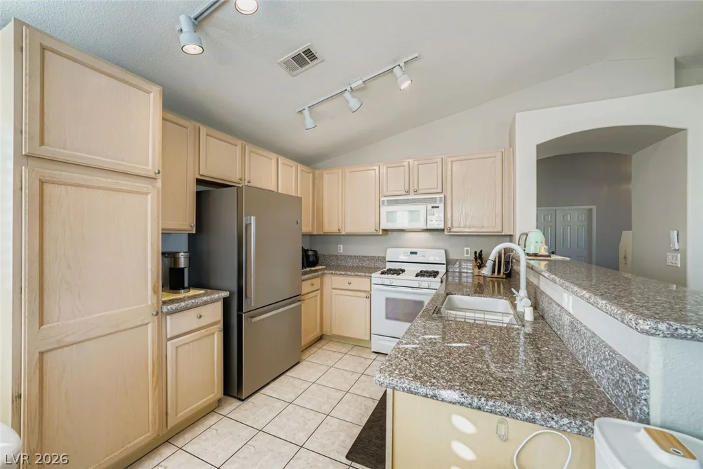 10247 Amber Hue, Las Vegas, NV 89144