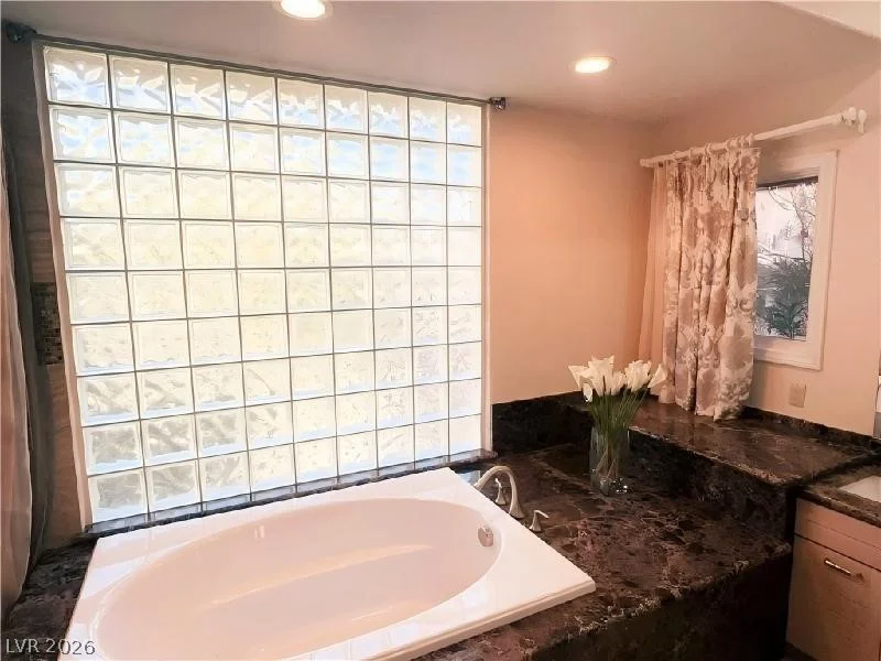 7829 Bermuda Dunes, Las Vegas, NV 89113