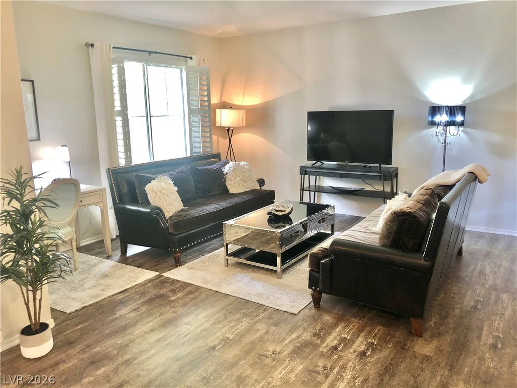 1004 DUCKHORN, Las Vegas, NV 89144