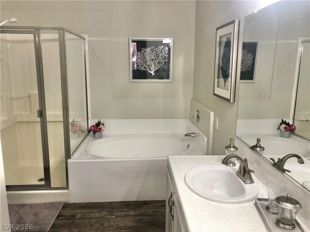 1004 DUCKHORN, Las Vegas, NV 89144