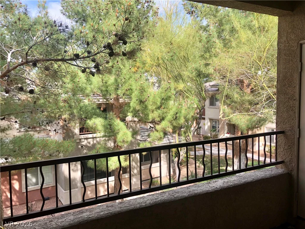 1004 DUCKHORN, Las Vegas, NV 89144