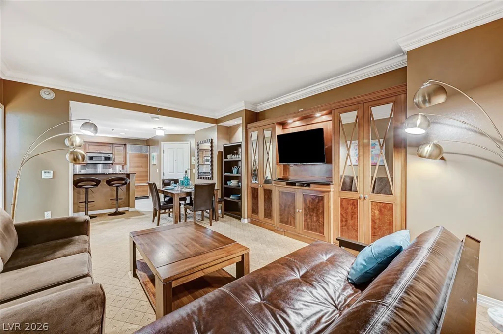 135 Harmon, Las Vegas, NV 89109