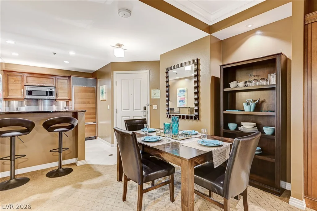 135 Harmon, Las Vegas, NV 89109