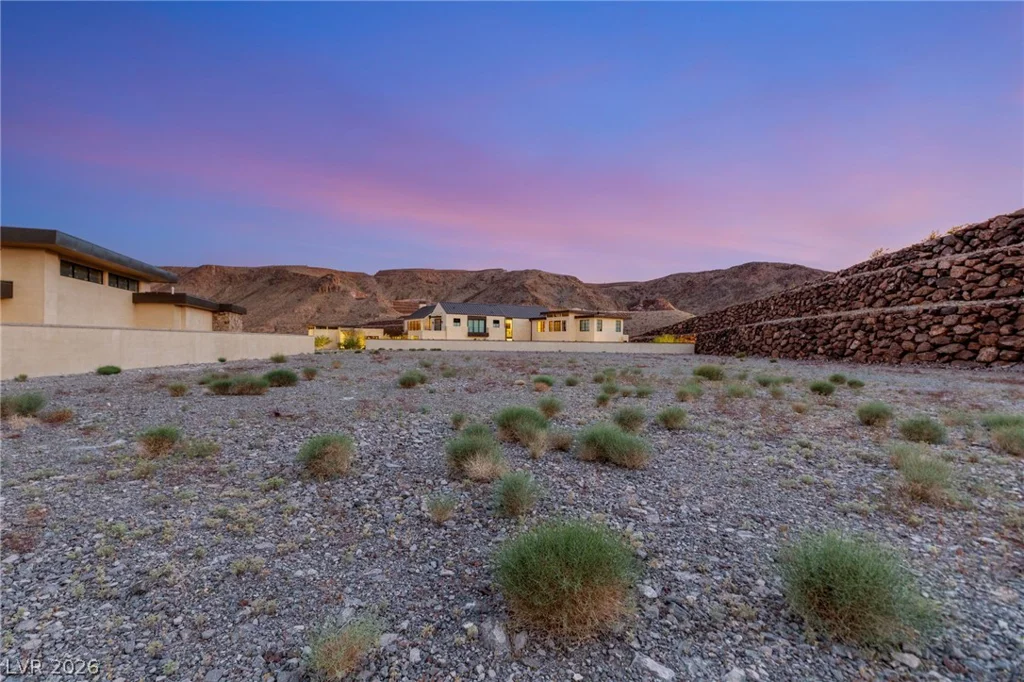 25 Sanctuary Peak, Henderson, NV 89012