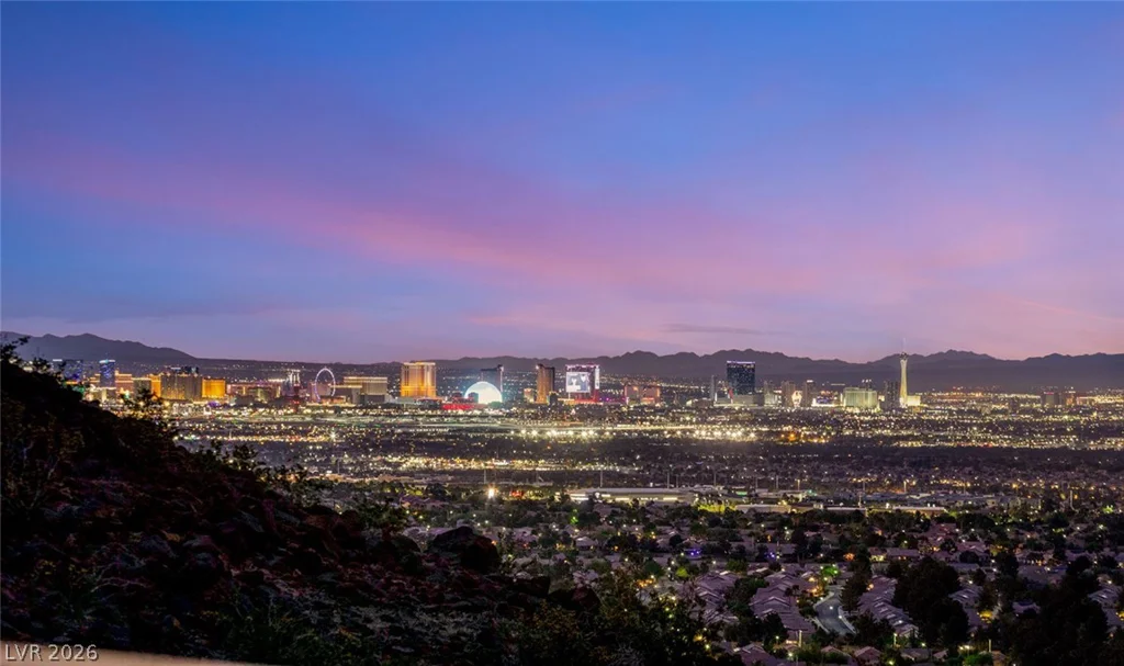 25 Sanctuary Peak, Henderson, NV 89012