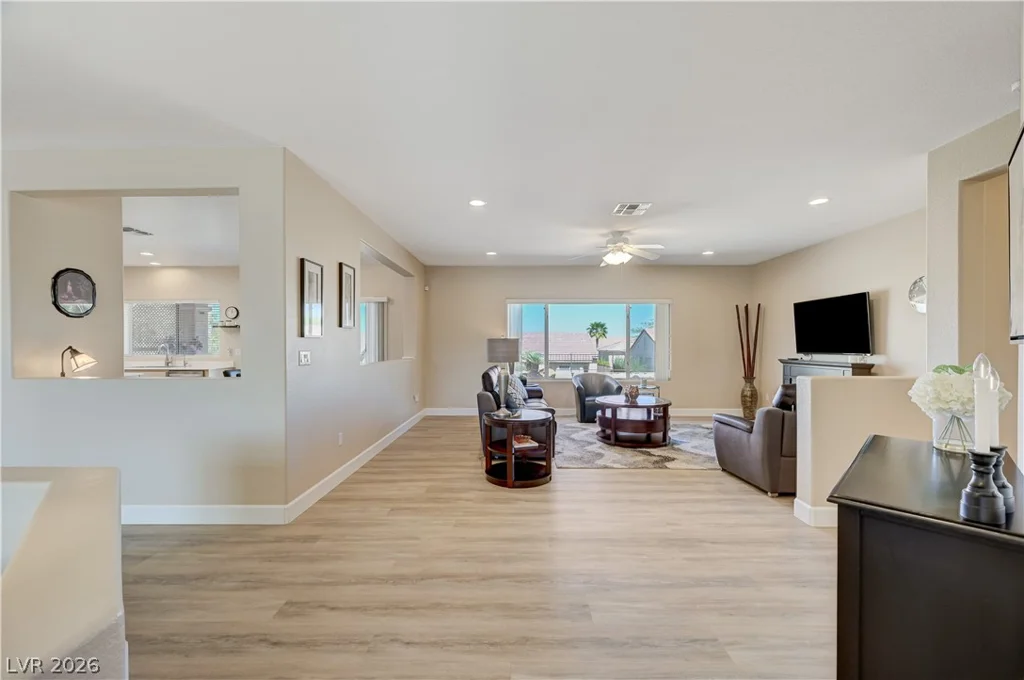 2570 Terrytown, Henderson, NV 89052