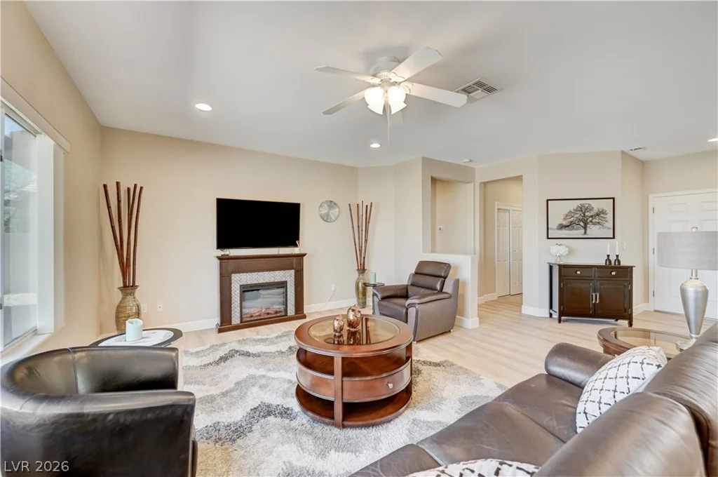 2570 Terrytown, Henderson, NV 89052