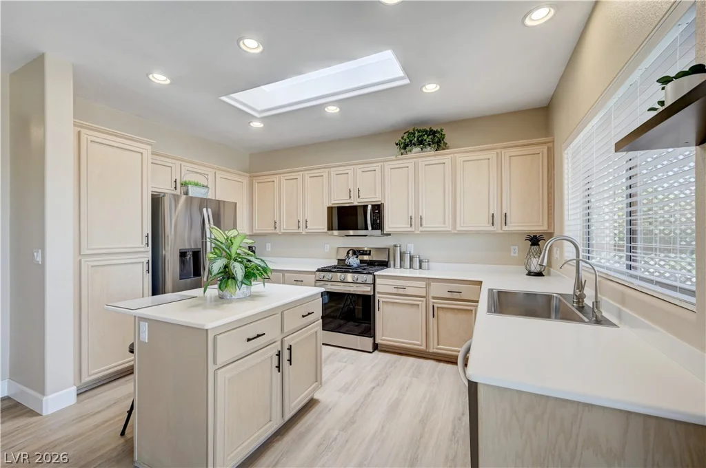 2570 Terrytown, Henderson, NV 89052