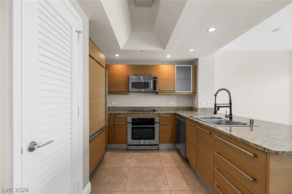 222 Karen, Las Vegas, NV 89109