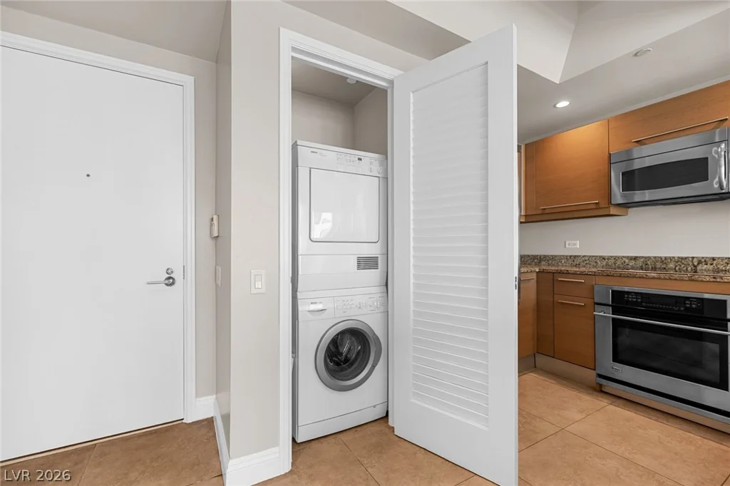 222 Karen, Las Vegas, NV 89109