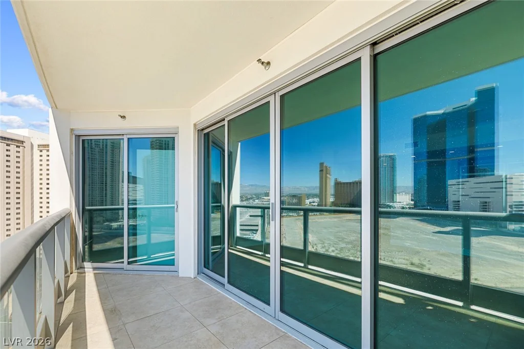 222 Karen, Las Vegas, NV 89109