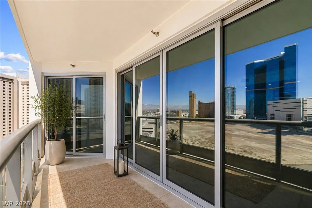 222 Karen, Las Vegas, NV 89109