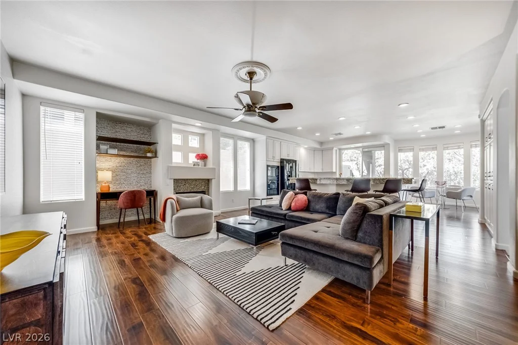 8816 Cortile, Las Vegas, NV 89134