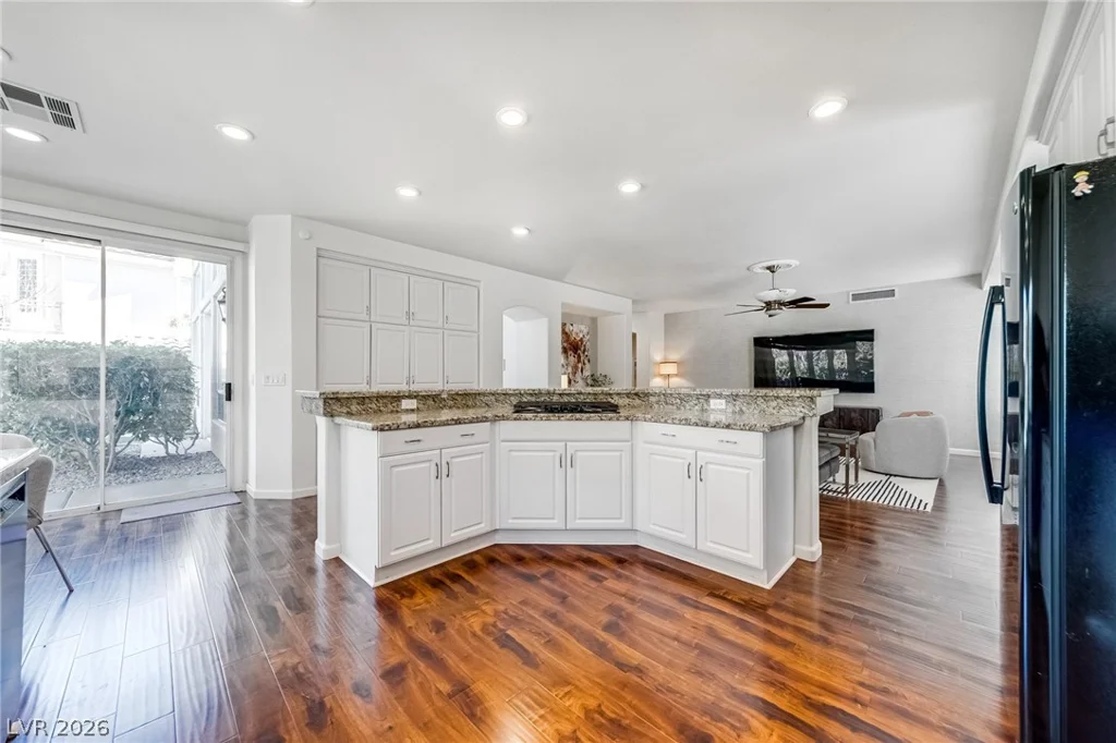 8816 Cortile, Las Vegas, NV 89134