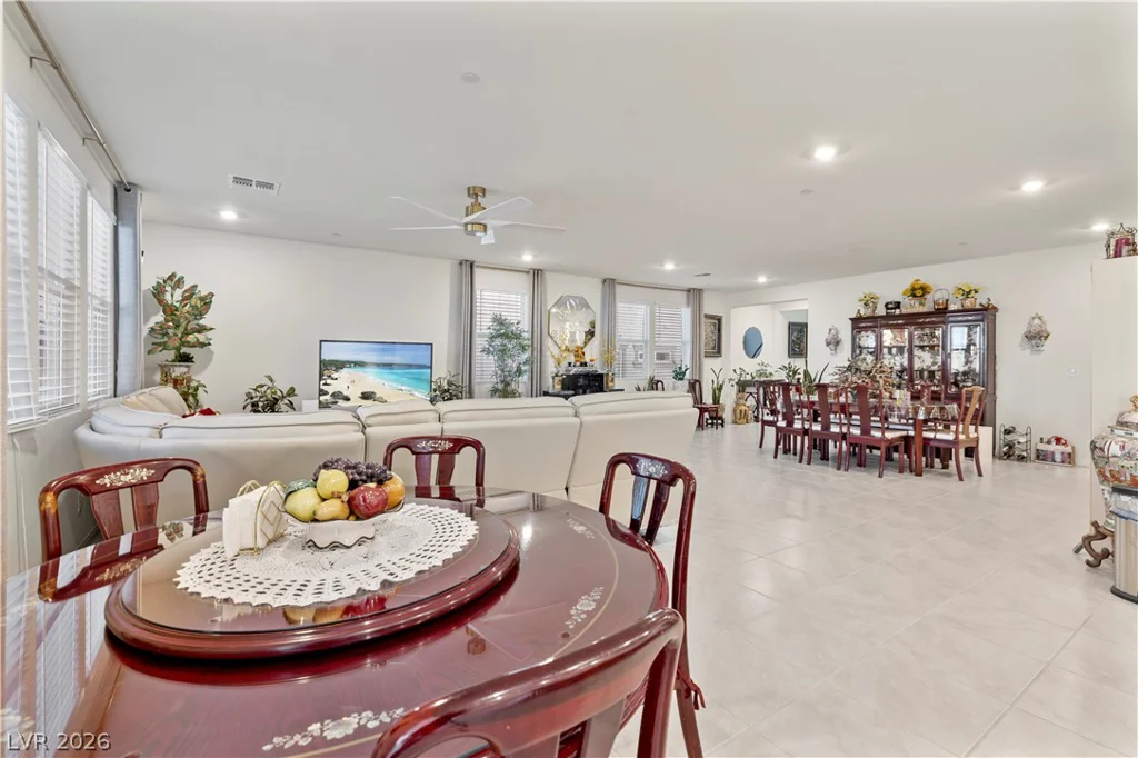 10854 Gentle Crest, Las Vegas, NV 89166