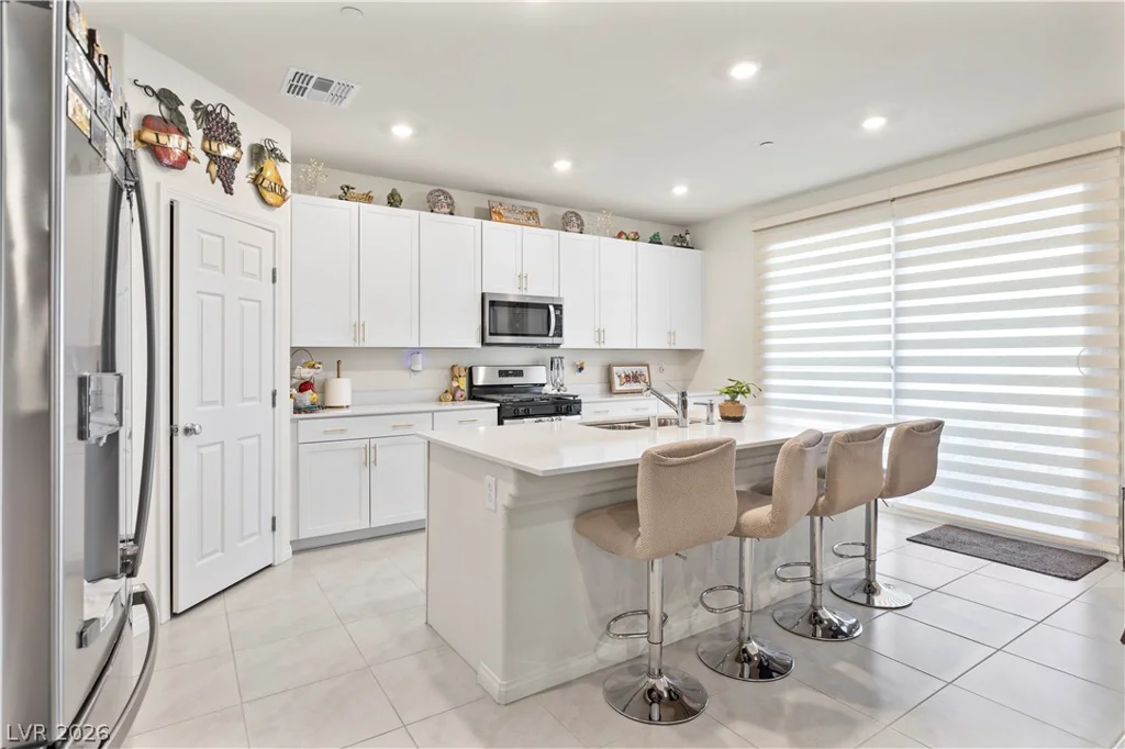10854 Gentle Crest, Las Vegas, NV 89166