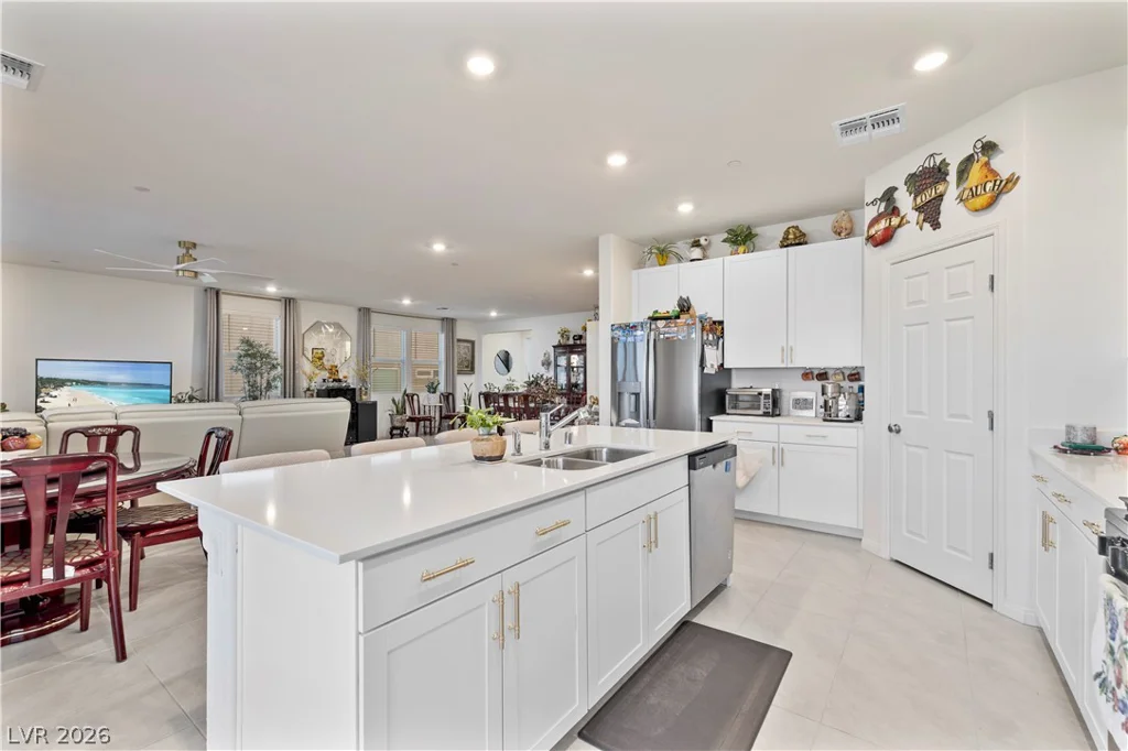 10854 Gentle Crest, Las Vegas, NV 89166