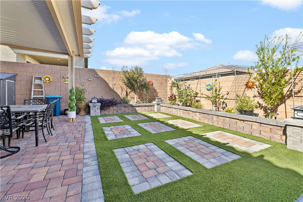 10854 Gentle Crest, Las Vegas, NV 89166