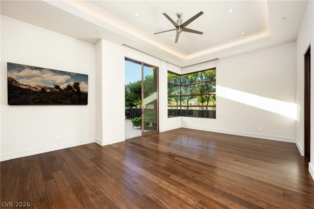 91 Hawk Ridge, Las Vegas, NV 89135
